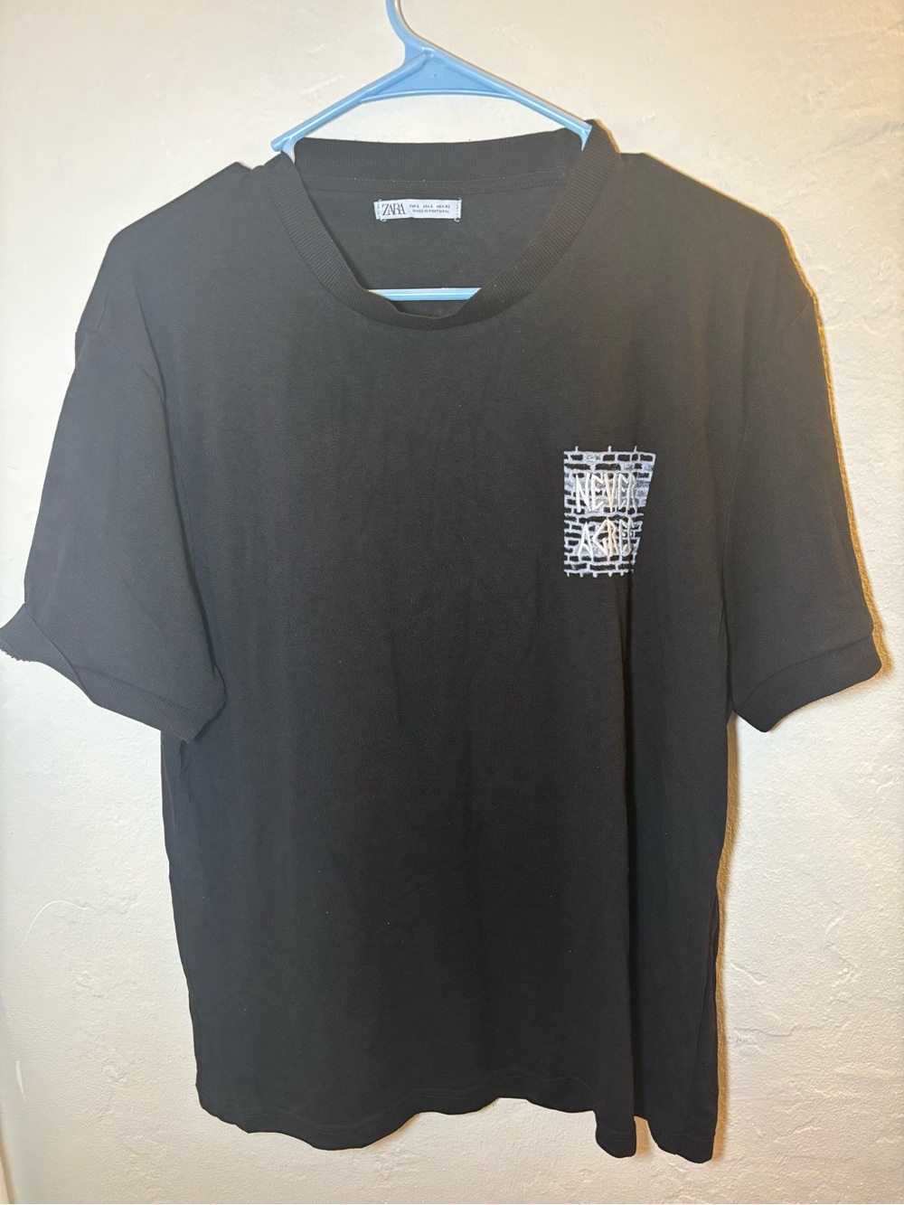 ZARA Men’s Black Graphic Pocket T-Shirt
